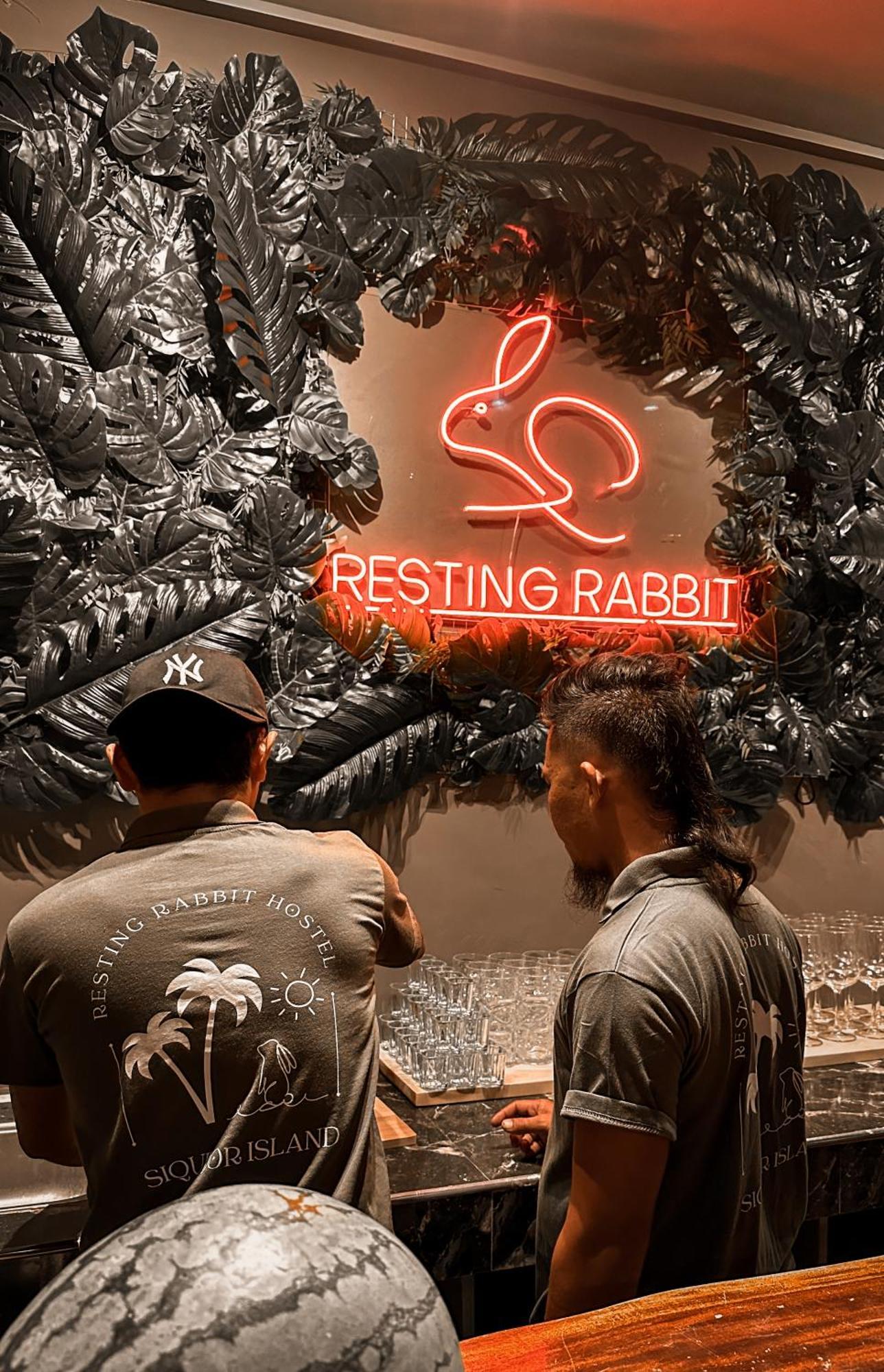 Resting Rabbit Hostel Siquijor Exteriör bild
